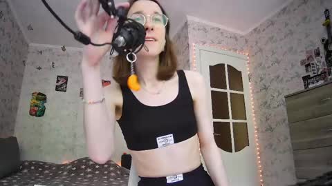 Milena Kuprianova online show from May 2026 10:22:01 AM