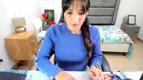 Tania  online show from March 2026 02:11:02 PM