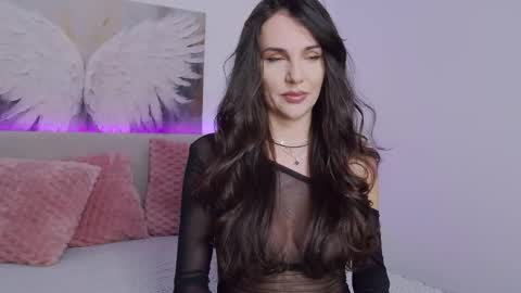 Tania Amore online show from October 2025 07:14:02 PM