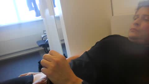 Snapshot of tanitog chatting on December 2024 02:06:01 PM Tanitog online show from December 2024 02:06:01 PM