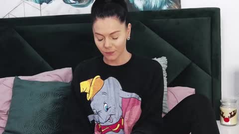 Snapshot of taniyagrey chatting on December 2024 10:40:02 AM tanyaGrey online show from December 2024 10:40:02 AM