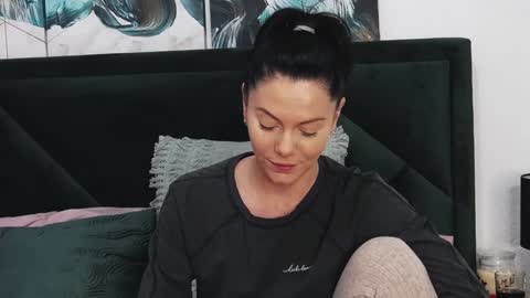 Snapshot of taniyagrey chatting on December 2024 08:11:02 AM tanyaGrey online show from December 2024 08:11:02 AM