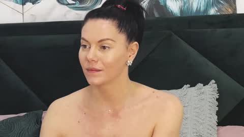 Snapshot of taniyagrey chatting on January 2025 10:19:01 AM tanyaGrey online show from January 2025 10:19:01 AM