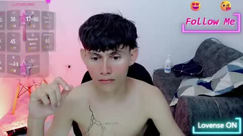 Snapshot of tanjiro_cute chatting on January 2025 10:39:01 AM Andres online show from January 2025 10:39:01 AM