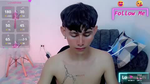 Snapshot of tanjiro_cute chatting on January 2025 03:33:01 AM Andres online show from January 2025 03:33:01 AM