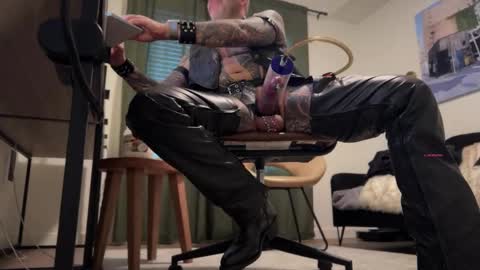 Tank Guy online show from December 2024 07:21:01 PM