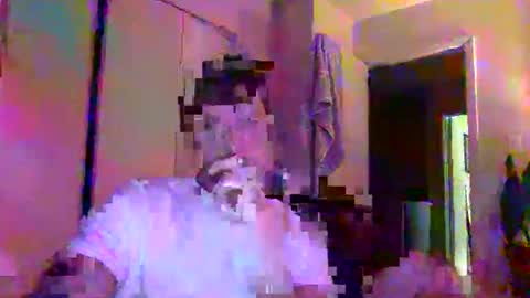 Dr. Love online show from November 2025 01:05:02 AM