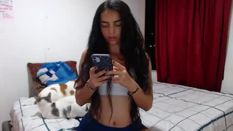 Snapshot of tantricroots chatting on January 2025 12:41:01 AM Angeline Follow online show from January 2025 12:41:01 AM