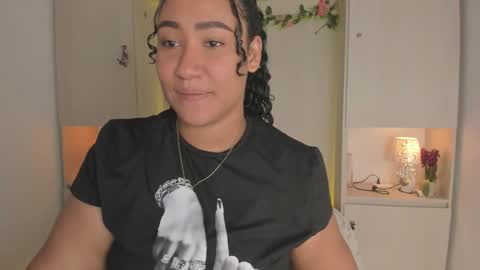  T A R A  online show from February 2026 04:16:02 AM