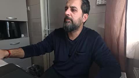 tarkan198 online show from December 2025 09:58:02 AM