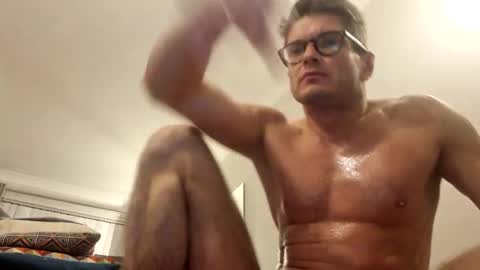 tartankingofscots online show from October 2025 02:08:01 AM