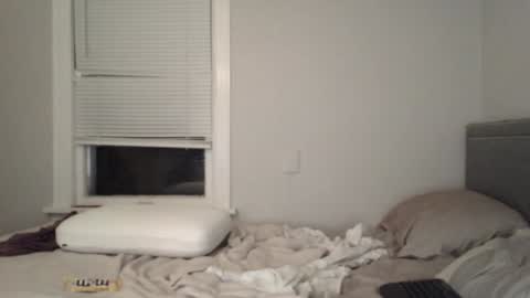 tarus333 online show from January 2025 05:48:02 AM