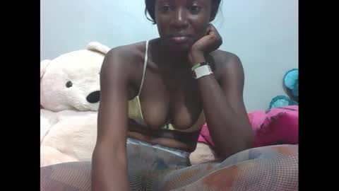 Snapshot of tasha_maya chatting on January 2025 06:31:01 PM milan online show from January 2025 06:31:01 PM