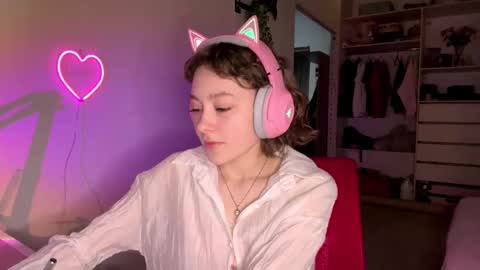 Darlin online show from February 2026 10:11:02 PM