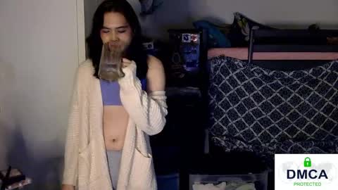 Snapshot of tashakai chatting on February 2025 08:35:02 PM TashaKai online show from February 2025 08:35:02 PM