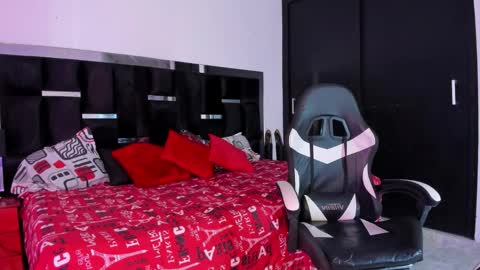 Snapshot of tashasant chatting on October 2025 08:26:01 PM tashasant online show from October 2025 08:26:01 PM