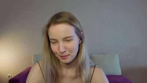 Snapshot of tashinapetitto chatting on May 2026 07:46:02 AM Your Ressie online show from May 2026 07:46:02 AM