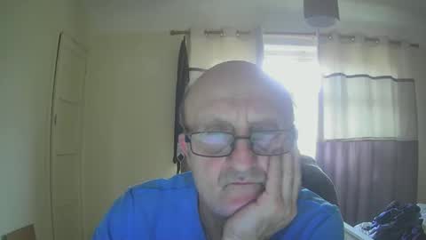 Snapshot of taslicks0739 chatting on December 2024 10:18:01 AM Tas online show from December 2024 10:18:01 AM