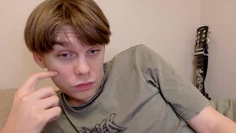 Snapshot of tasteithorny chatting on April 2026 01:47:02 AM tasteithorny online show from April 2026 01:47:02 AM