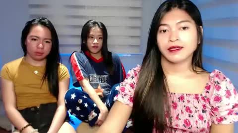 Snapshot of tasteofinnocent69 chatting on January 2025 04:09:01 AM online show from January 2025 04:09:01 AM