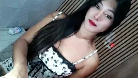   online show from November 2025 02:18:01 PM