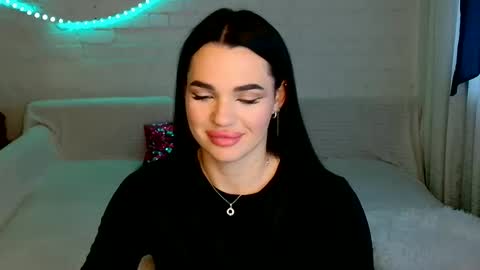 tasty_babyy online show from October 2025 12:58:01 PM
