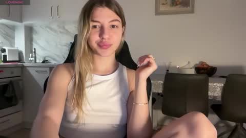 Snapshot of tata_lush chatting on March 2026 12:03:01 AM tata_lush online show from March 2026 12:03:01 AM