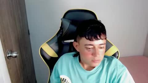 T A T A N online show from November 2025 06:52:01 PM