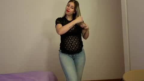 tateisblonde online show from June 2026 09:15:02 PM