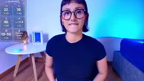 Snapshot of tati_cardenas chatting on June 2026 04:39:02 AM AME online show from June 2026 04:39:02 AM