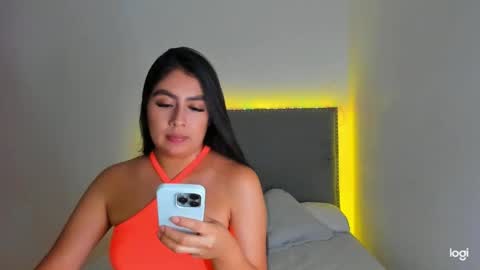 Snapshot of tatiana_2000 chatting on April 2026 11:28:01 PM Tatiana online show from April 2026 11:28:01 PM