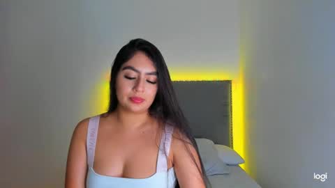 Snapshot of tatiana_2000 chatting on May 2026 02:28:01 AM Tatiana online show from May 2026 02:28:01 AM
