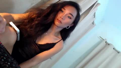 Snapshot of tatiana_wilton chatting on April 2026 03:03:01 PM ANDREA online show from April 2026 03:03:01 PM