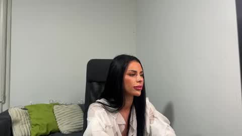 Snapshot of tatianaxoxo1 chatting on May 2026 08:04:04 PM Tatiana online show from May 2026 08:04:04 PM