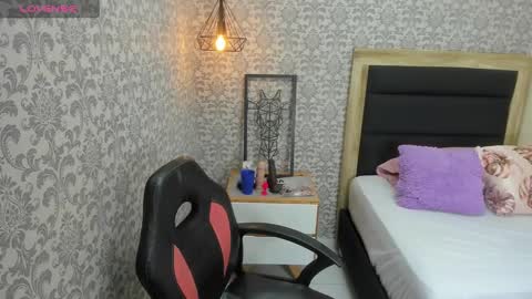 T A T I  online show from January 2025 12:29:01 PM