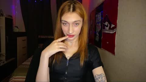 Snapshot of tatika_williams chatting on June 2026 07:27:02 PM tatika_williams online show from June 2026 07:27:02 PM