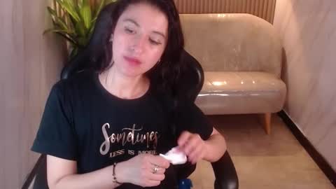 Snapshot of tatiscelis_tf chatting on November 2025 01:53:01 AM TATIS online show from November 2025 01:53:01 AM