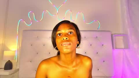 Snapshot of tatixxxvega chatting on September 2025 02:28:02 PM tatix online show from September 2025 02:28:02 PM