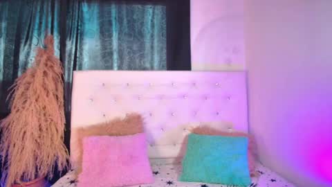 Snapshot of tatixxxvega chatting on May 2026 07:23:02 PM tatix online show from May 2026 07:23:02 PM