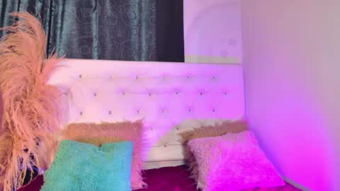 Snapshot of tatixxxvega chatting on June 2026 06:57:02 PM tatix online show from June 2026 06:57:02 PM