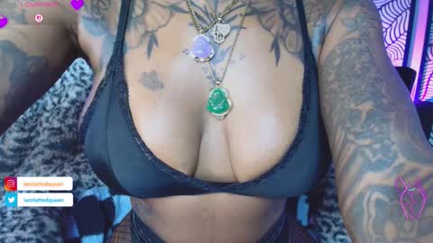 Tatted Queen online show from November 2025 07:24:01 PM