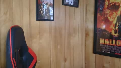 TattedDamienn online show from March 2026 08:14:01 PM