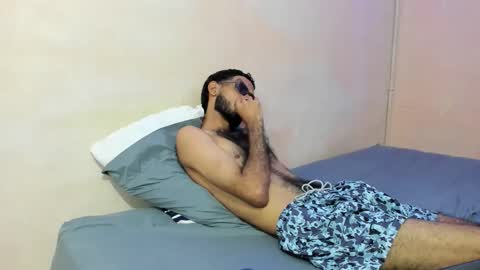 Snapshot of tatto_destroyer chatting on April 2026 04:43:02 AM Fernando online show from April 2026 04:43:02 AM