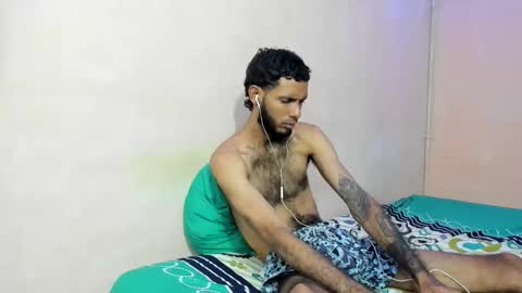 Snapshot of tatto_destroyer chatting on April 2026 04:28:02 AM Fernando online show from April 2026 04:28:02 AM