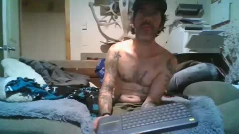 Snapshot of tattoodrancher chatting on October 2025 05:31:02 AM tattood rancher online show from October 2025 05:31:02 AM