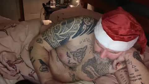 Tattooeddilf 01 online show from December 2024 02:32:01 AM