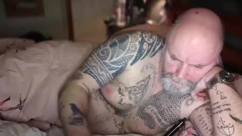 Tattooeddilf 01 online show from January 2025 01:35:01 AM