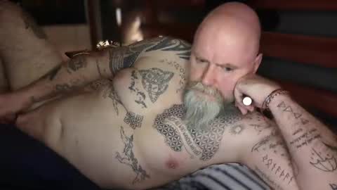 Tattooeddilf 01 online show from November 2025 12:11:02 AM