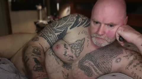 Snapshot of tattooeddilf01 chatting on April 2026 11:19:02 PM Tattooeddilf 01 online show from April 2026 11:19:02 PM
