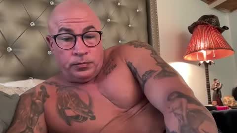 tattoosandabs online show from January 2025 11:29:01 PM
